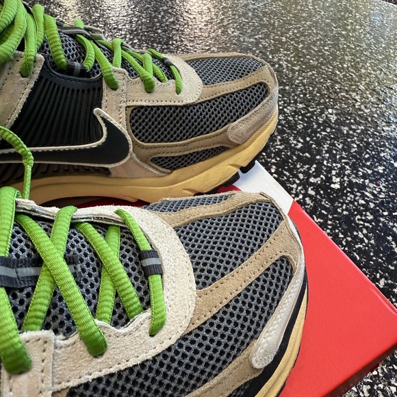 Nike Vomero 5 Men's Sneakers Size 10.5 Pale Ivory/ Smoke Grey - Picture 13 of 13